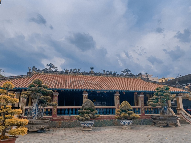 Ngôi chùa cổ 300 tuổi có tượng Phật nằm trên mái dài nhất châu Á ở Bình Dương - Ảnh 4.
