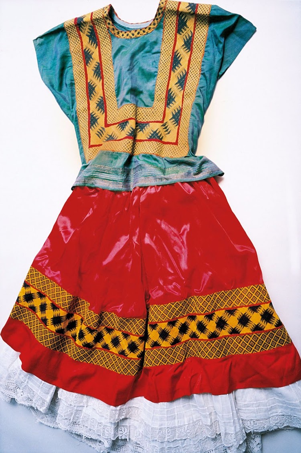 Tủ quần áo của Frida Kahlo được công khai, tiết lộ những cay đắng cuộc đời của một tài nữ - Ảnh 2.