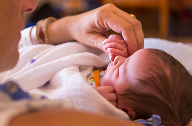 Hà Nội liên tiếp ghi nhận 2 trẻ sơ sinh đột tử trong khi ngủ, chuyên gia phân tích nguyên nhân và cách phòng tránh - Ảnh 3.