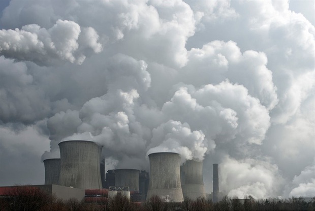 IEA dự báo lượng khí thải toàn cầu sẽ đạt đỉnh vào năm 2025 - Ảnh 2.