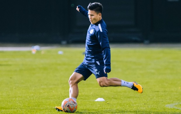 Pau FC gặp đối thủ nghiệp dư, Quang Hải chưa chắc được ra sân - Ảnh 1.