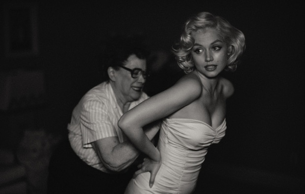 Đạo diễn của Blonde úp mở về cái kết gây tranh cãi trong phim mới về Marilyn Monroe - Ảnh 3.