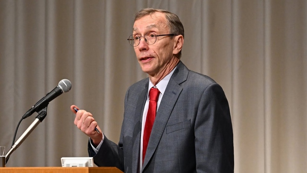 Giải Nobel Y Sinh 2022 thuộc về nhà khoa học Thụy Điển - Ảnh 2.