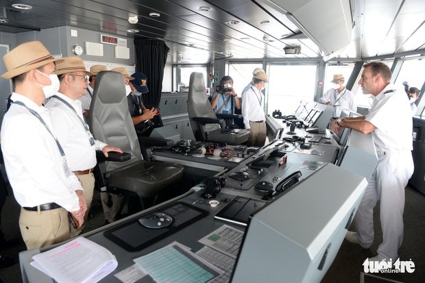 Có gì đặc biệt bên trong du thuyền cao cấp của Pháp đưa du khách đại gia vừa đến TP.HCM? - Ảnh 4.