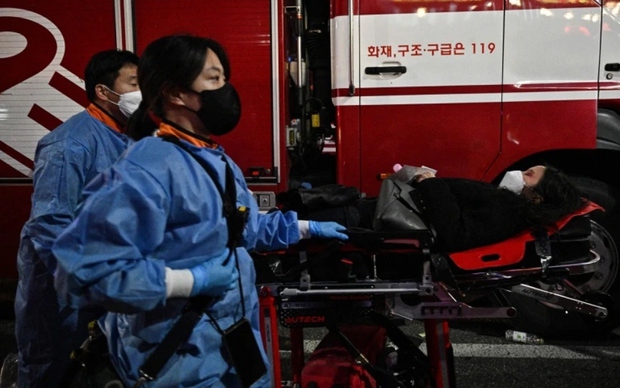 Hàn Quốc kêu gọi không phát tán thông tin sai trong vụ giẫm đạp ở Seoul - Ảnh 1.