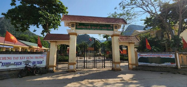 Đề nghị kỷ luật hiệu trưởng cầm cố sổ đỏ trường học ở Quảng Bình - Ảnh 1.