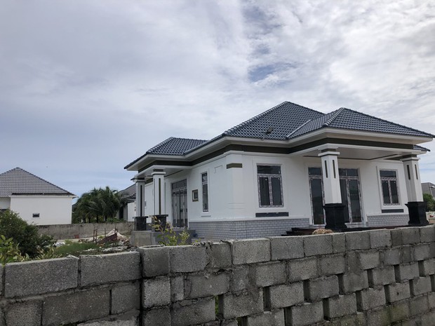 NÓNG: Chủ của 56/79 căn biệt thự vô chủ ở Phú Quốc lộ diện - Ảnh 3. NÓNG: Chủ của 56/79 căn biệt thự vô chủ ở Phú Quốc lộ diện - Ảnh 3.