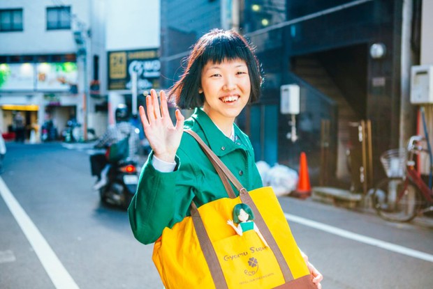 Cô gái Nhật Bản chia sẻ bí quyết tiết kiệm độc đáo: Đi siêu thị bán sỉ - Ảnh 1.