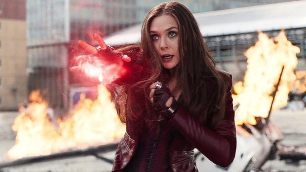 Elizabeth Olsen felt embarrassed when filming Marvel movies - Photo 3.