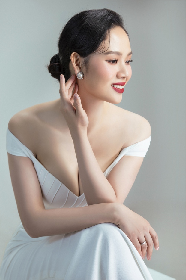 Hoa hậu Mai Phương đẹp kiêu sa trong bộ ảnh kỷ niệm 20 năm đăng quang - Ảnh 1.