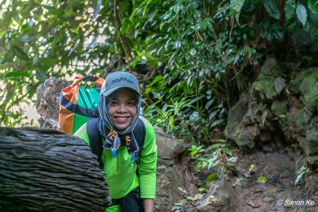 The girl set a record to go to Son Doong - the largest cave in the world 120 times completely... for free - Photo 1.