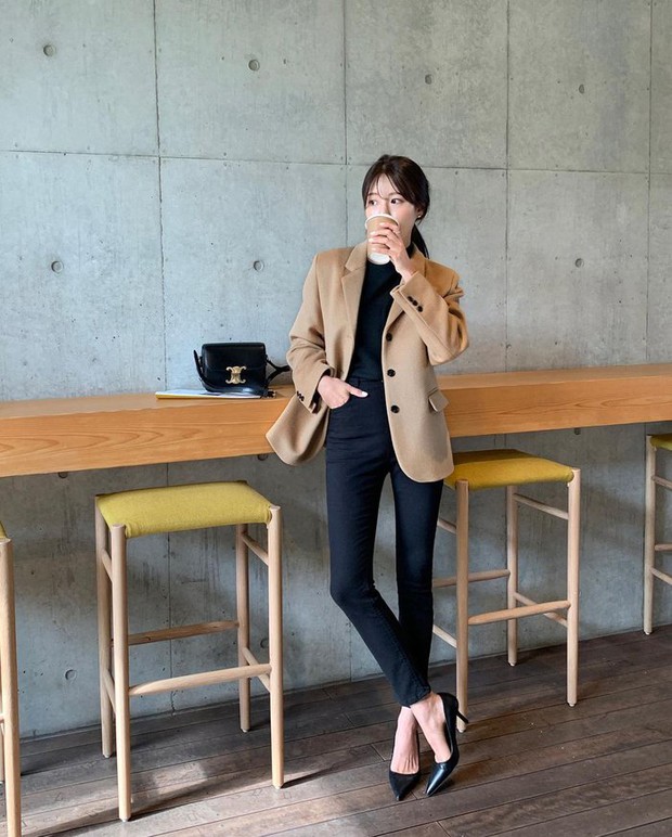 Bí quyết mặc đẹp nơi công sở của nữ blogger - Ảnh 2.
