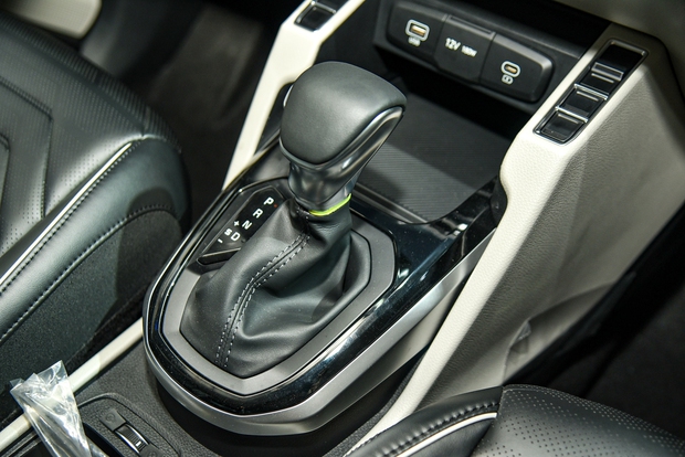 Chi tiết Kia Carens bản chiến lược giá 699 triệu đồng: Co kéo trang bị để có giá cạnh tranh Veloz, Xpander - Ảnh 16.
