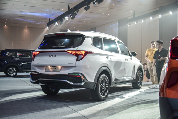 Chi tiết Kia Carens bản chiến lược giá 699 triệu đồng: Co kéo trang bị để có giá cạnh tranh Veloz, Xpander - Ảnh 7.