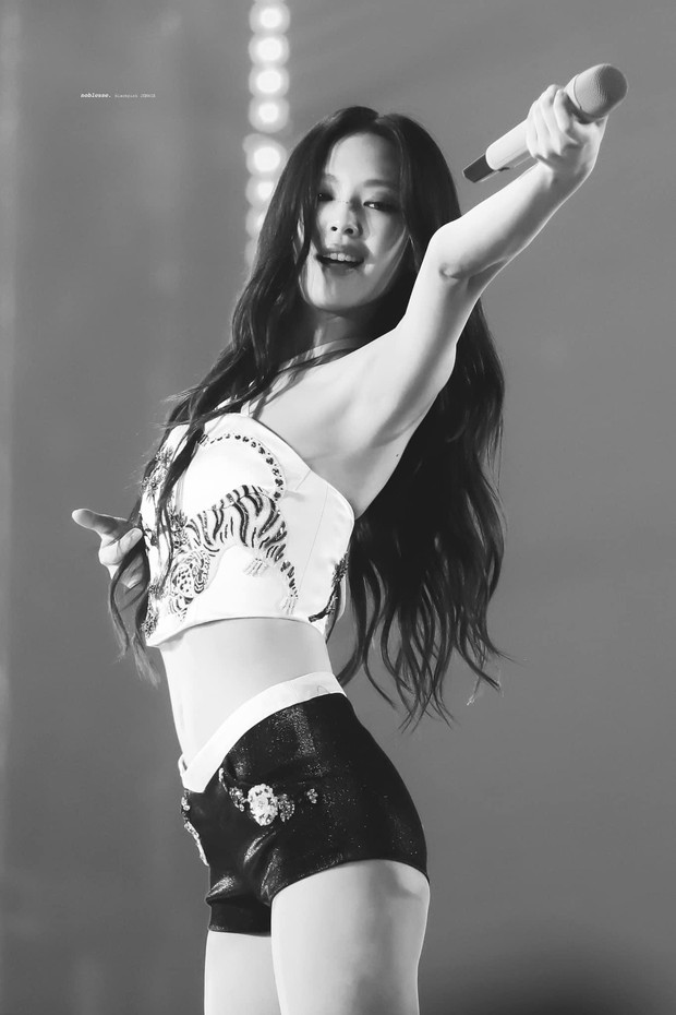 Thời trang táo bạo của jennie blackpink