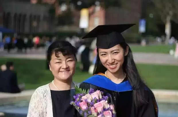 Người phụ nữ gốc Hoa cực kín tiếng, nắm hầu bao của Bill Gates: 27 tuổi học xong tiến sĩ, nhìn bảng thành tích ai cũng phải trầm trồ - Ảnh 2.