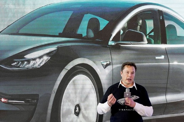Tesla bị nghi ngờ muốn xuất khẩu ngược xe điện từ Trung Quốc sang Mỹ, tỷ phú Elon Musk chỉ đáp lại ngắn gọn Sai - Ảnh 1.