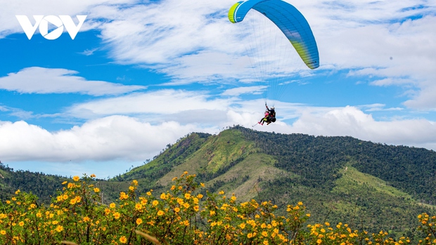 Trải nghiệm bay lượn trên miệng núi lửa Chư Đăng Ya - Ảnh 7. Trải nghiệm bay lượn trên miệng núi lửa Chư Đăng Ya - Ảnh 7.
