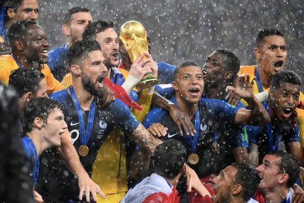15 câu chuyện thú vị trong lịch sử World Cup, từ trận đấu nhiều người xem nhất đến sự kiện cúp vàng bị đánh cắp - Ảnh 5. 15 câu chuyện thú vị trong lịch sử World Cup, từ trận đấu nhiều người xem nhất đến sự kiện cúp vàng bị đánh cắp - Ảnh 5.