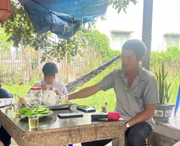 Tin lời bạn, thiếu nữ 16 tuổi bị lừa bán sang Trung Quốc làm vợ - Ảnh 2. Tin lời bạn, thiếu nữ 16 tuổi bị lừa bán sang Trung Quốc làm vợ - Ảnh 2.