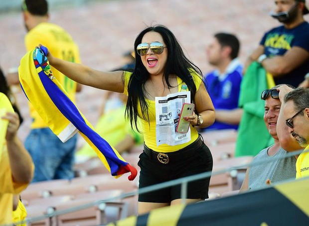 Hàng trăm CĐV bị lừa vì nuôi mộng sang Qatar xem World Cup - Ảnh 1.