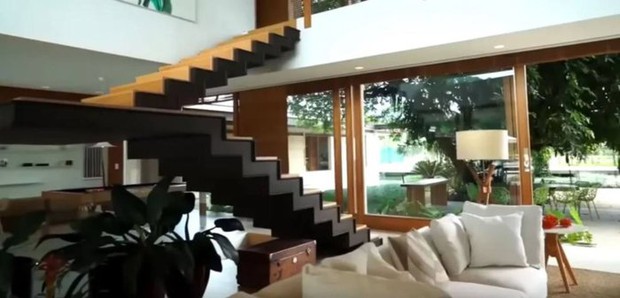 Đột nhập biệt thự của các cầu thủ bóng đá nổi tiếng - Ảnh 6.