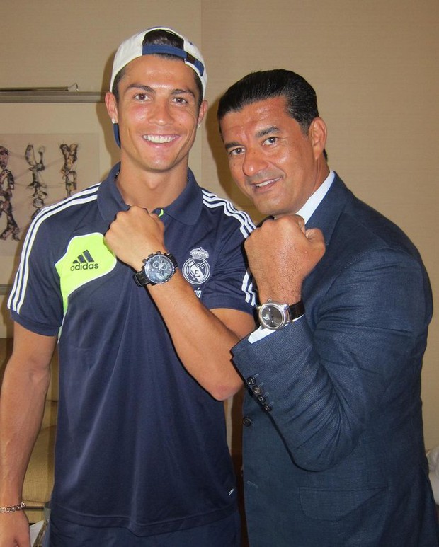 Bầu trời drama gọi tên Ronaldo: Ra mắt đồng hồ tiền tỷ chứa chi tiết sâu cay ngay khi kết thúc hợp đồng với MU - Ảnh 5.