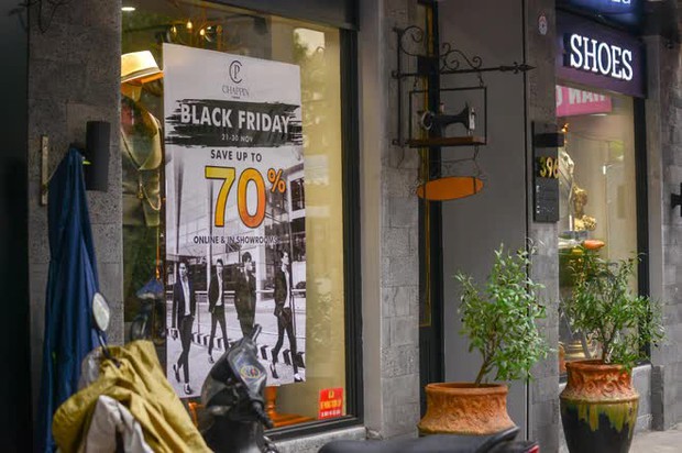 Black Friday: Áo hàng hiệu chỉ còn 25 nghìn/ cái - Ảnh 24. Black Friday: Áo hàng hiệu chỉ còn 25 nghìn/ cái - Ảnh 24.