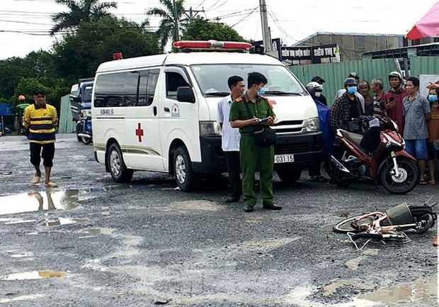 Nữ sinh lớp 9 bị xe tải cán tử vong trên đường về nhà - Ảnh 1. Nữ sinh lớp 9 bị xe tải cán tử vong trên đường về nhà - Ảnh 1.