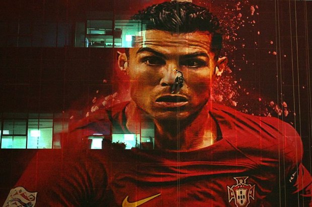 Ronaldo - ‘cầu thủ thất nghiệp nghìn tỷ’ cả thế giới quan tâm - Ảnh 4.