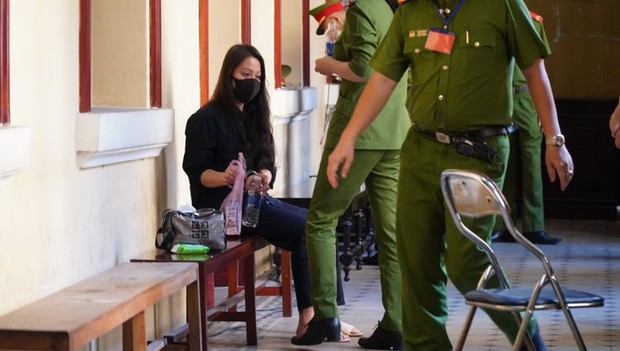 CLIP: Nguyễn Võ Quỳnh Trang vừa khóc vừa nói về chồng hờ - Ảnh 1.