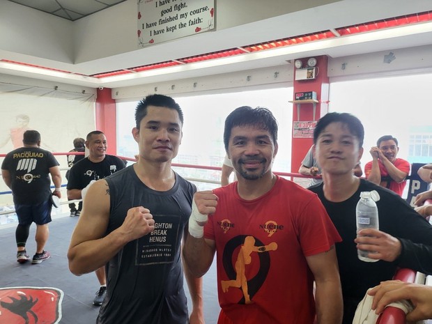 Đinh Hồng Quân sẵn sàng bảo vệ đai IBF châu Á sau khi du học tại phòng tập của Manny Pacquiao - Ảnh 2.