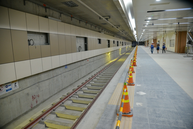 Bên trong nhà ga ngầm đầu tiên hoàn thành 100% của tuyến Metro TP.HCM - Ảnh 14.