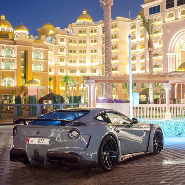 Dàn xe đắt giá của giới rich kid Qatar: Không siêu xe thì cũng phải xế hộp triệu USD - Ảnh 7.
