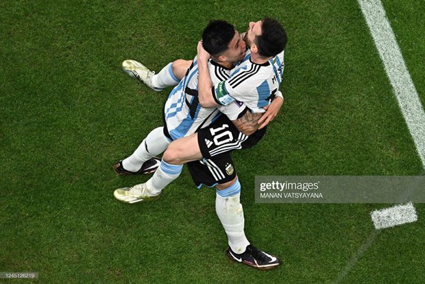 Messi tỏa sáng, Argentina ‘hồi sinh’ - Ảnh 3.