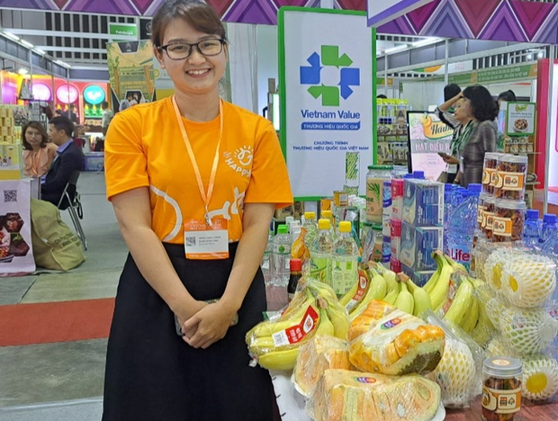 Mít ruột đỏ giá vài trăm ngàn 1 kg vẫn cháy hàng - Ảnh 4. Mít ruột đỏ giá vài trăm ngàn 1 kg vẫn cháy hàng - Ảnh 4.