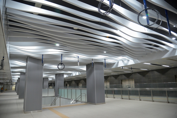 Bên trong nhà ga ngầm Ba Son của tuyến Metro TP.HCM sắp hoàn thành: Kiến trúc độc đáo và hiện đại - Ảnh 10.