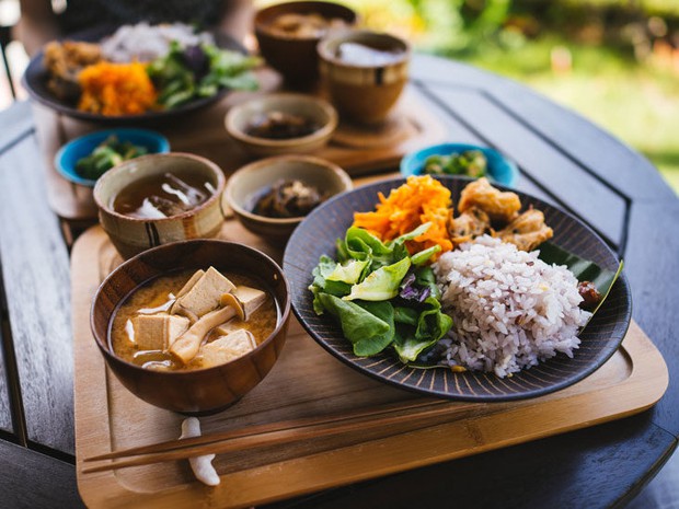 Thời điểm vàng người Nhật ăn tối để không tăng cân và sống thọ, đơn giản nhưng ít ai làm được - Ảnh 2.