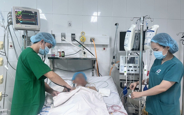 Cứu bệnh nhân vỡ tim, ngưng tim sau nhồi máu cơ tim - Ảnh 1. Cứu bệnh nhân vỡ tim, ngưng tim sau nhồi máu cơ tim - Ảnh 1.