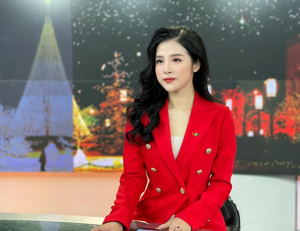Loạt set đồ lên sóng nổi bật của BTV Hải Vân - Ảnh 1. Loạt set đồ lên sóng nổi bật của BTV Hải Vân - Ảnh 1.