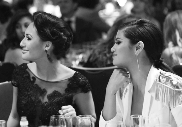 Tình bạn nhiều sóng gió giữa Selena Gomez và người hiến thận Francia Raisa - Ảnh 2.