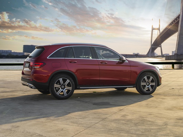 Mercedes-Benz GLC - SUV hạng sang được nhiều gia đình lựa chọn - Ảnh 3.