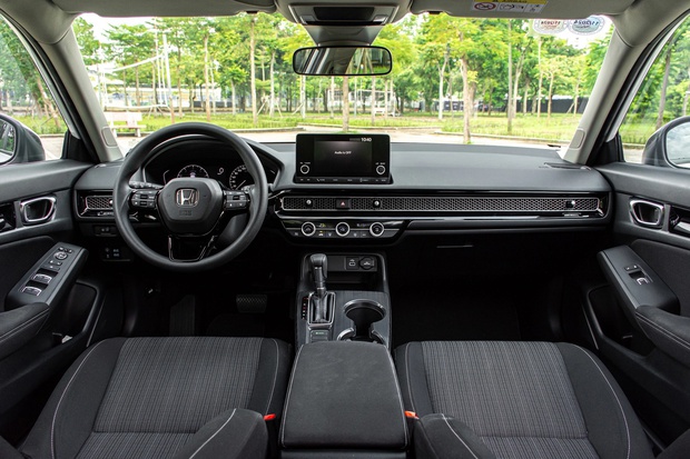 Honda Civic dễ giật giải Vô lăng xe phổ thông 2022 - Ảnh 6. Honda Civic dễ giật giải Vô lăng xe phổ thông 2022 - Ảnh 6.