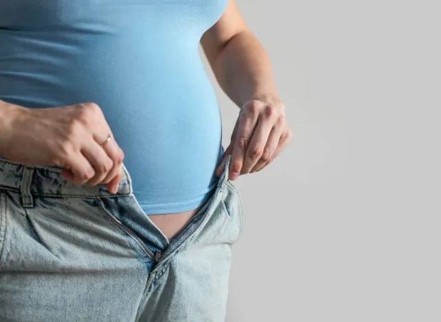 5 cảnh báo đỏ cho thấy bạn cần xem xét ngay việc giảm cân, tránh để sức khỏe thêm tồi tệ - Ảnh 1. 5 cảnh báo đỏ cho thấy bạn cần xem xét ngay việc giảm cân, tránh để sức khỏe thêm tồi tệ - Ảnh 1.