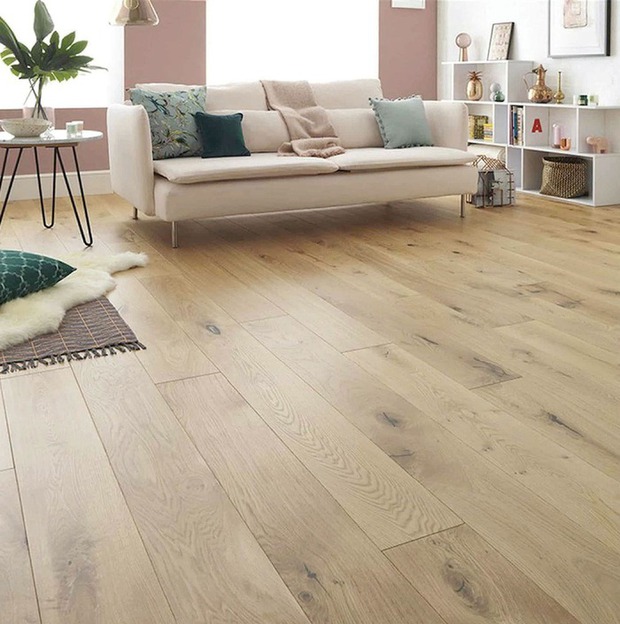 Chọn sàn gỗ tự nhiên hay công nghiệp? - Ảnh 1.