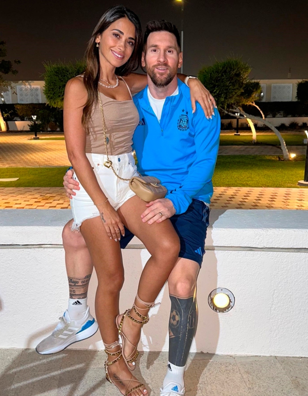 La mujer de Messi es muy rica pero sólo viste ropa barata y popular - Foto 1.