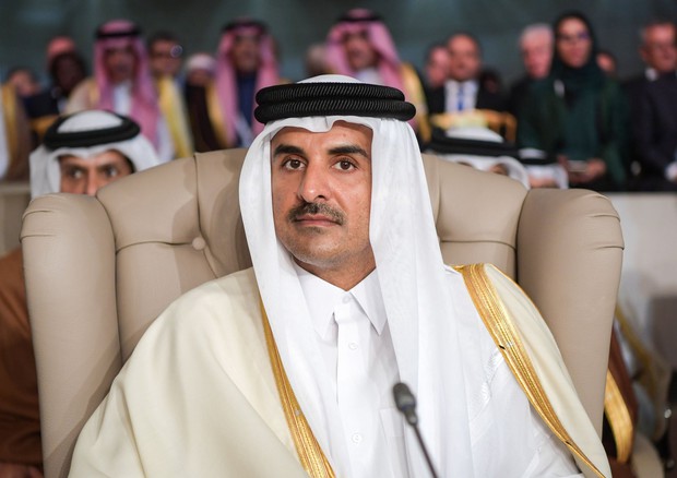 Điểm danh những Hoàng gia sở hữu khối tài sản bậc nhất thế giới: Châu Á chiếm đa số, Qatar giàu có vẫn xếp sau hai cái tên - Ảnh 3.