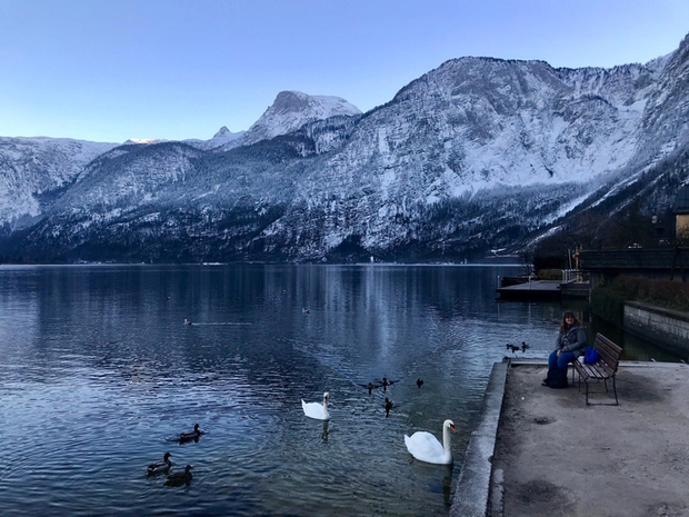 Hallstatt - Ngôi làng cổ trên thiệp Giáng sinh - Ảnh 2.