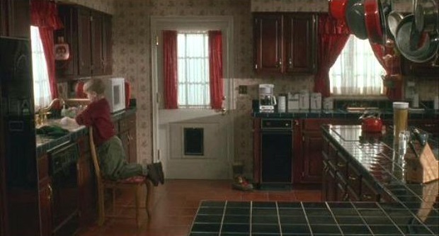 Inside the house of more than 47 billion in the legendary movie Home Alone - Photo 9.