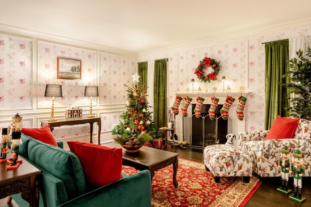 Inside the house of more than 47 billion in the legendary movie Home Alone - Photo 8.